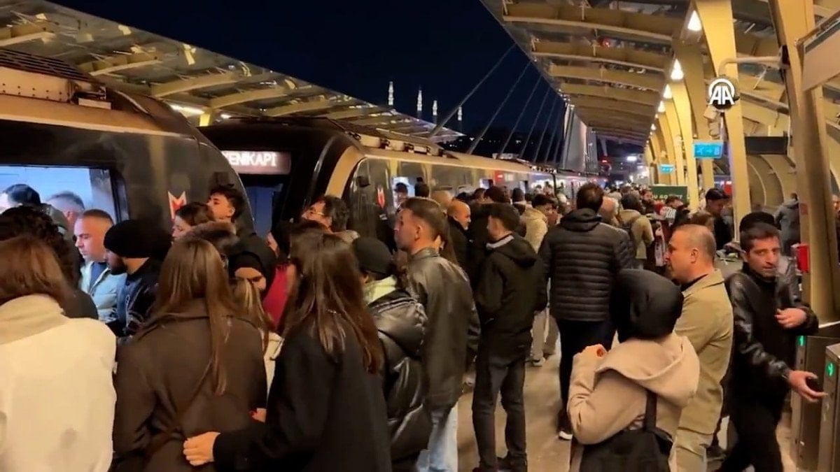 İstanbul’da metro hattında arıza: Seferlerde aksama yaşandı