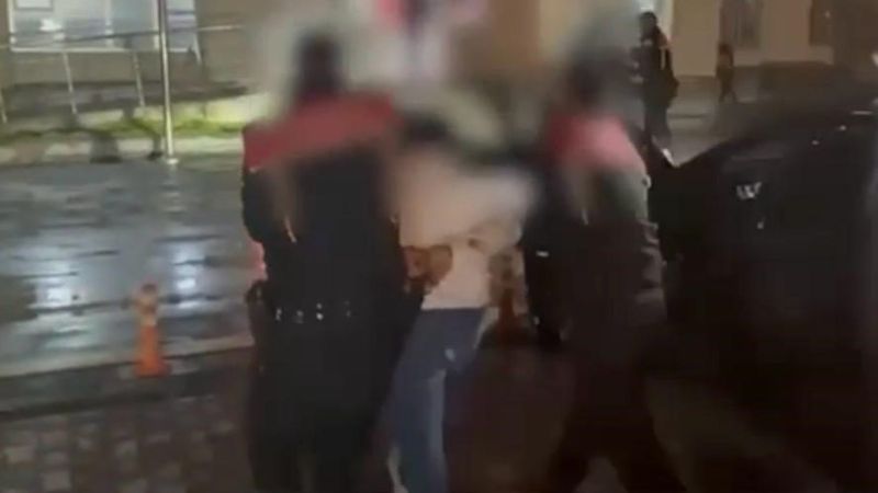 Kayseri’de ‘dur’ ihtarına uymadı, 3 polis aracına çarptı: 30 kilometre sonra yakalandı