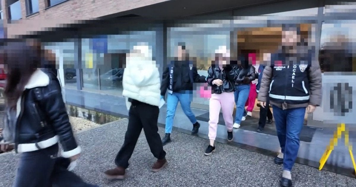 Kocaeli merkezli fuhuş operasyonu: 12 gözaltı, 14 kadın kurtarıldı
