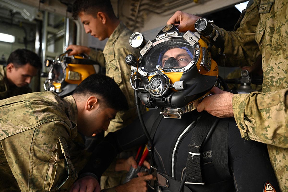 TCG Alemdar’dan zorlu görev: Halit Yukay’ın naaşı 68 metreden çıkarıldı