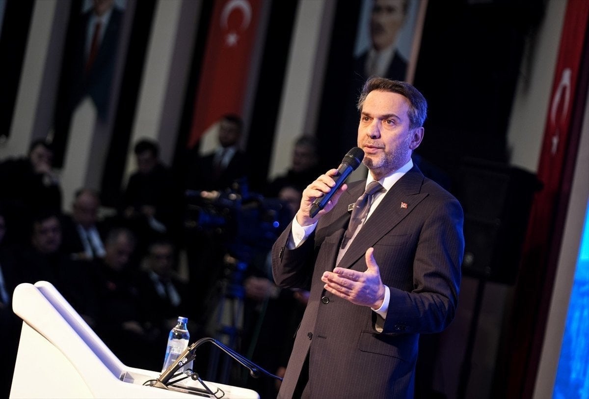 Alparslan Bayraktar: 2028’de 17 milyon haneye kendi doğalgazımızı vereceğiz