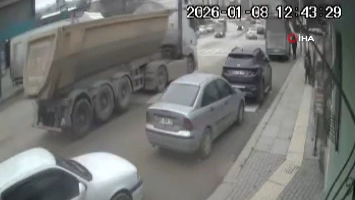 Ankara’da hafriyat kamyonunun üzerinden geçtiği kadın yaşamını yitirdi