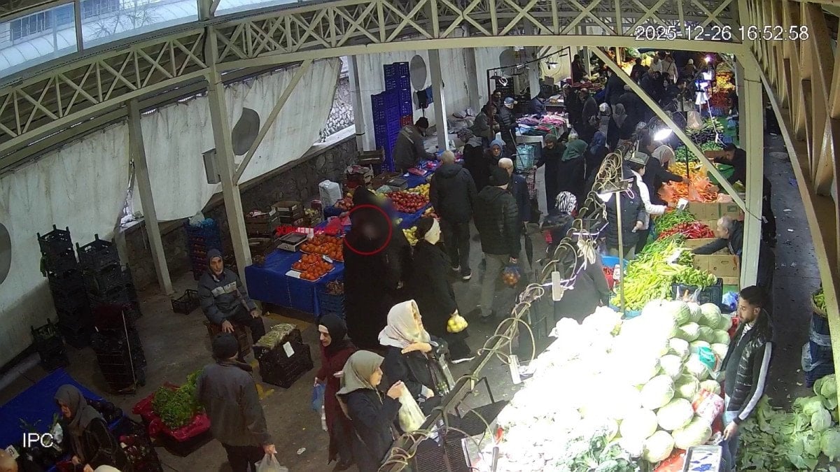 Bursa’da kaşla göz arasında hırsızlık yaptı: O şüpheliyi polis yakaladı