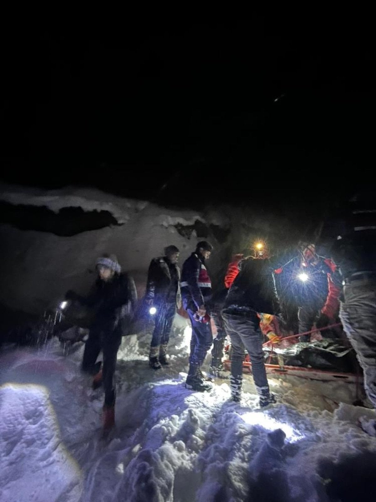 Giresun’da çığ altında kalan çoban öldü