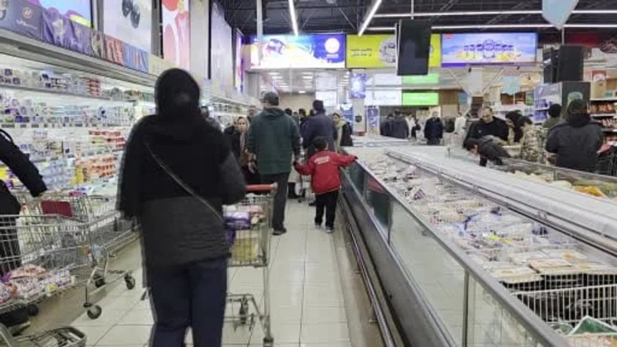 İran’da ekonomik krize “Kalabarg” hamlesi