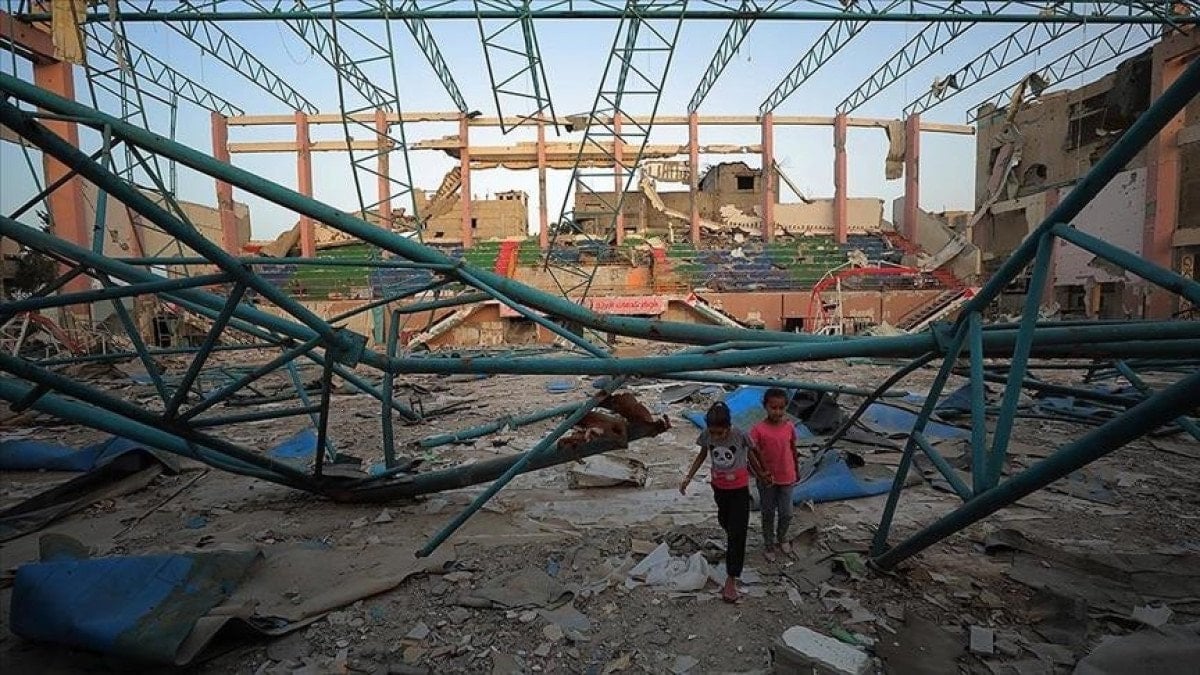 İsrail, Filistin stadyumları için suni çim sevkiyatını engelledi