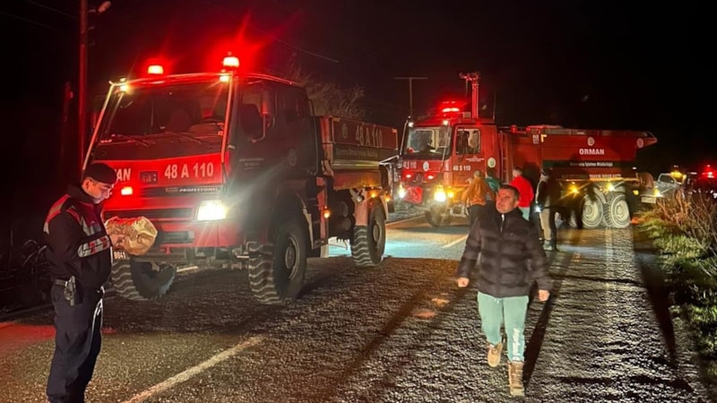 Muğla’da fırtına sebebiyle çıkan yangın büyümeden söndürüldü