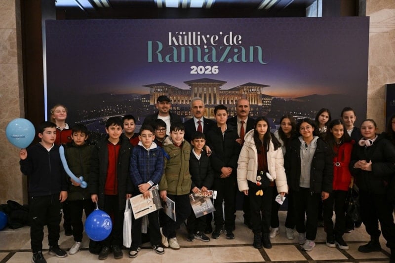 Abdulkadir Uraloğlu: 15 yaş altının sosyal medyada zaman geçirmesini istemiyoruz