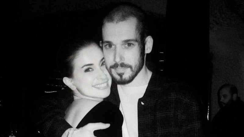 Buse Terim aşkını paylaşmaya doymuyor