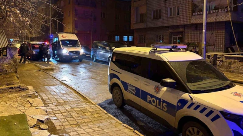 Kayseri’de bıçaklanan çocuk binaya sığındı