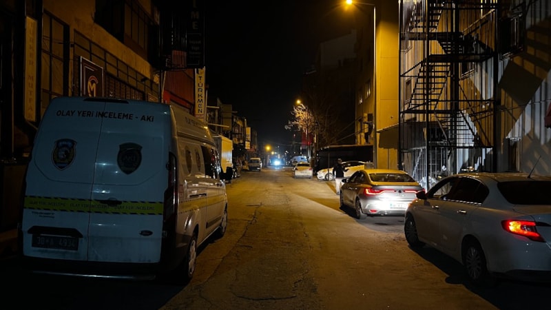 Kayseri’de ruhsatsız tabancayla kazara kendini yaraladı