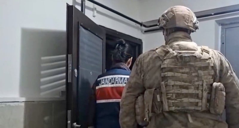 Adana merkezli yasa dışı bahis operasyonu: 24 tutuklama