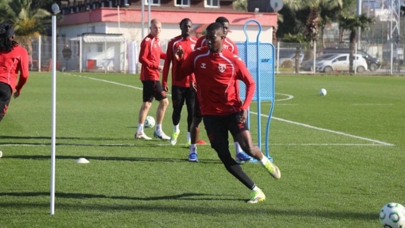 Avrupa maçı şifresiz kanalda: Samsunspor – Rayo Vallecano maçı CANLI İZLE