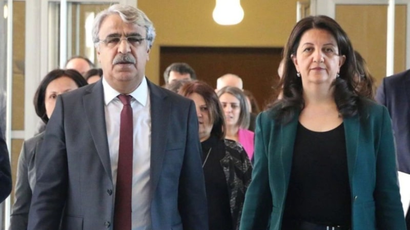 DEM Partili Buldan ve Sancar, Akın Gürlek ile Mustafa Çiftçi’yi ziyaret etti