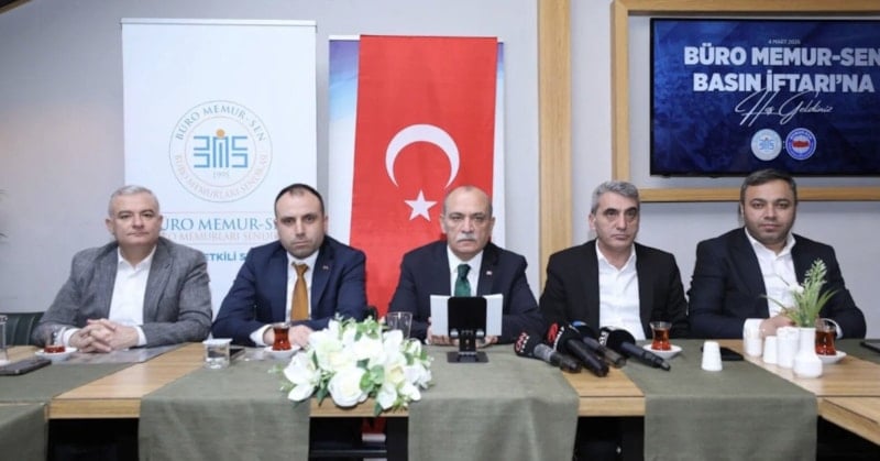 Memurlar da emekli ikramiyesi istiyor