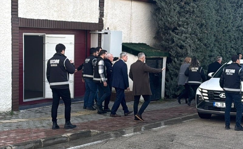 Mustafa Bozbey’in aile imparatorluğuna operasyon: Dev servet ağı ortaya çıktı