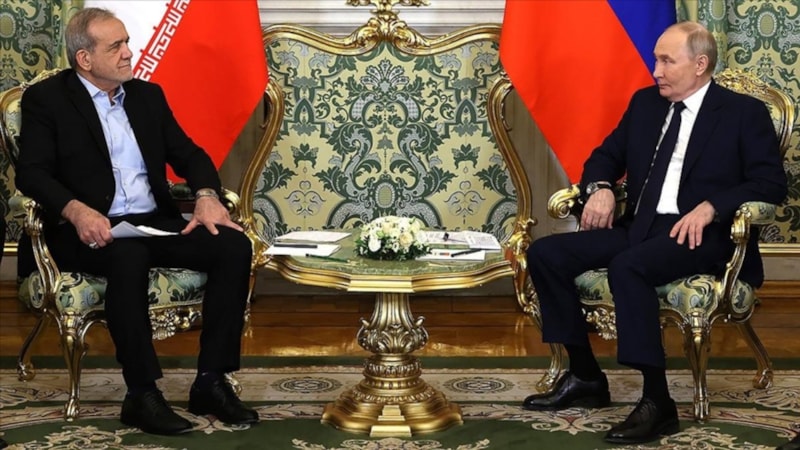 Rusya Devlet Başkanı Putin ile İran Cumhurbaşkanı Pezeşkiyan görüştü