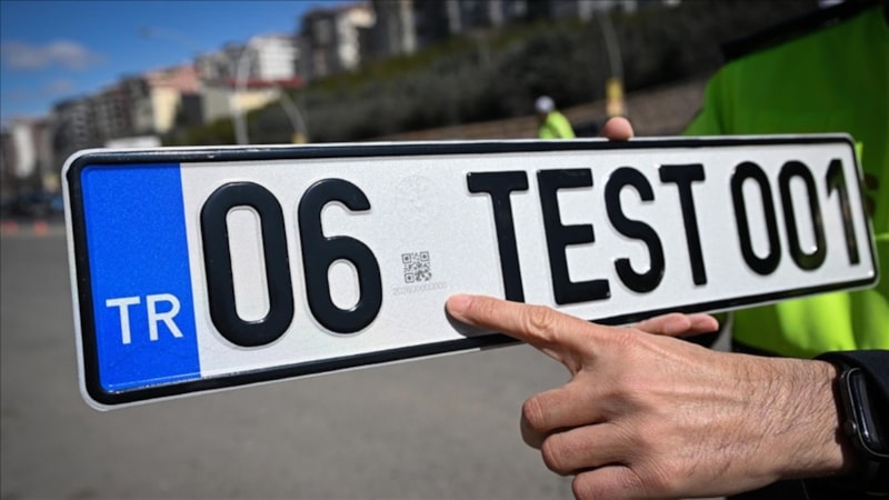 Standart dışı plakaya kesilen cezalar iptal edildi