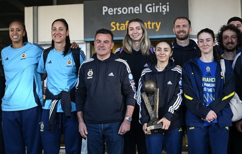 EuroLeague şampiyonu Fenerbahçe, yurda döndü