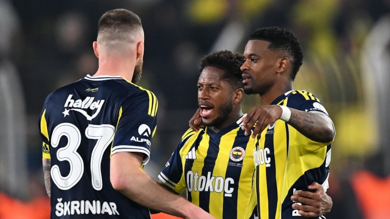 Fenerbahçe’den Beşiktaş’a derbi sonrası göndermeler