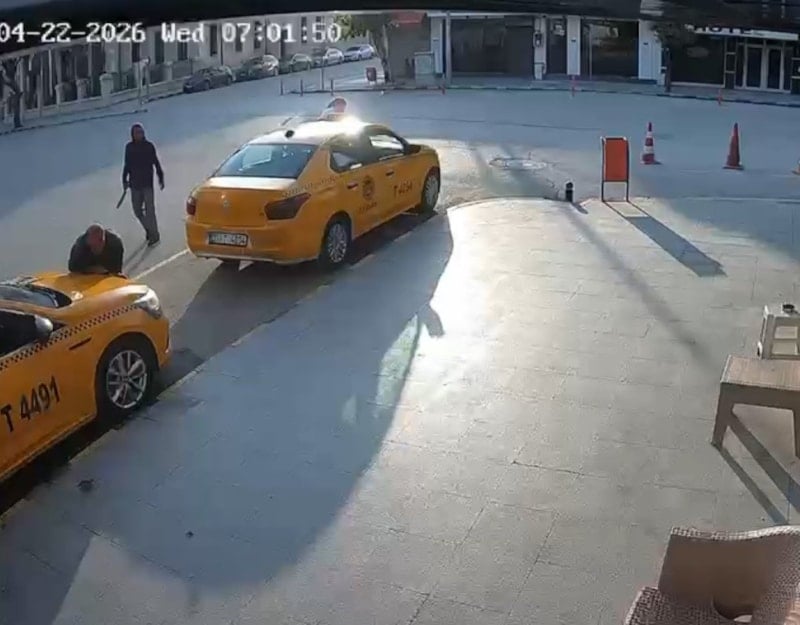 Hatay’da satırlı saldırganın elinden zor kurtuldu