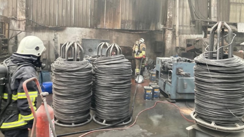 Hatay’da tel fabrikasında yangın
