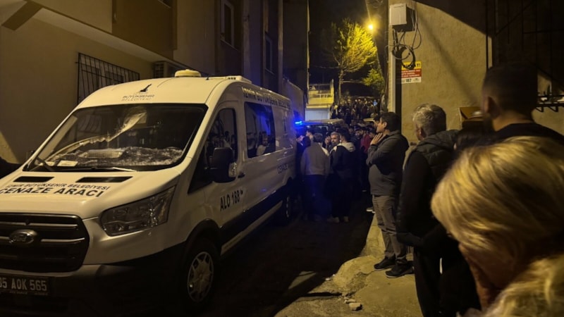 İzmir’de eşi tabancayla boğazından vurdu: Talihsiz kadın yaşamını yitirdi