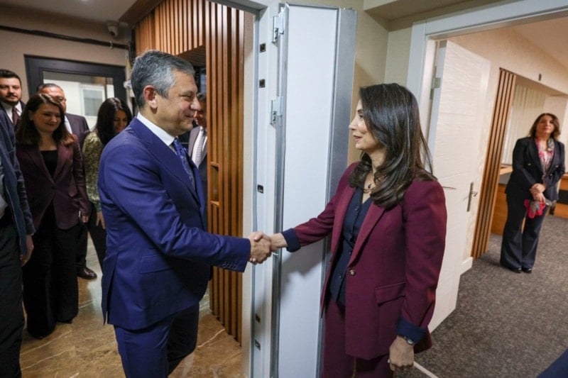 Özgür Özel’den DEM Parti’ye ziyaret