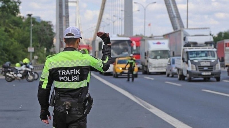 3 Mayıs Pazar trafiğe kapatılacak yollar: Alternatif güzergahlar açıklandı