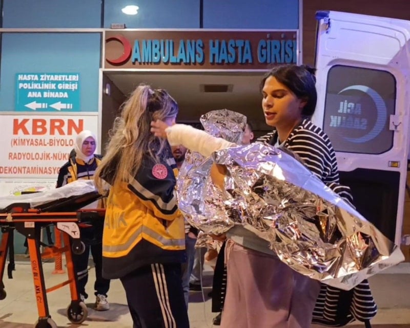 Bursa’da kaynar su dolu kovaya düşen 2 yaşındaki bebek ağır yaralandı