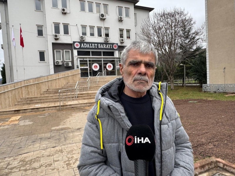 Kocaeli’de sattığı aracın parasını vermeyen baba-oğulu öldüren sanığa ev hapsi