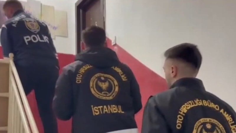 Şase oyunu çökertildi: 5 ilde ‘change’ araç operasyonu