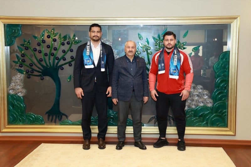 Taha Akgül ve Rıza Kayaalp’ten Gebze Belediye Başkanı Büyükgöz’e ziyaret